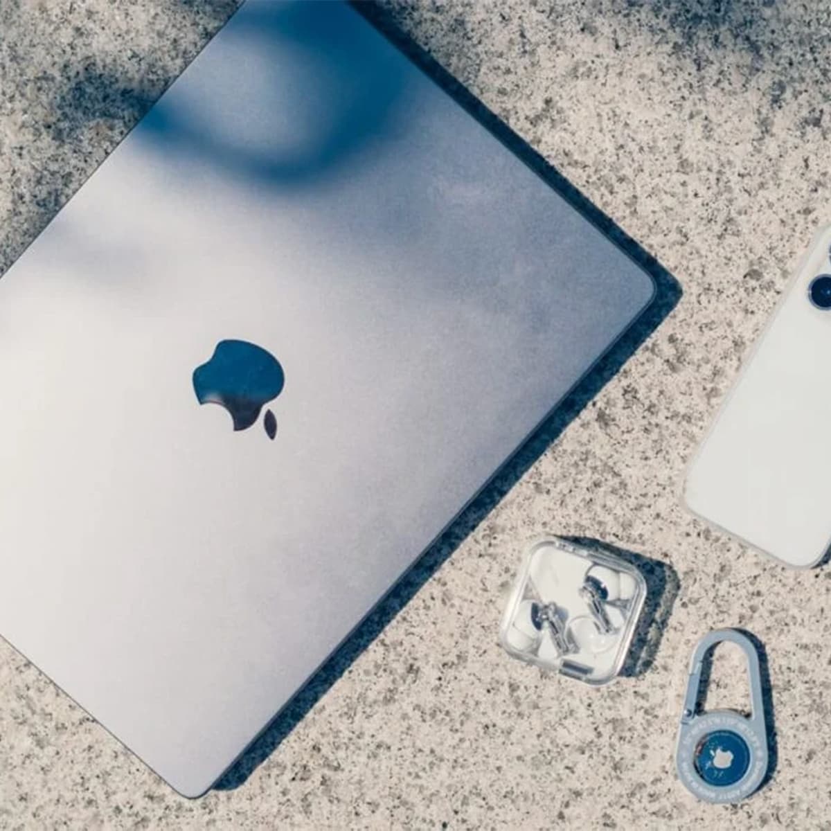 MacとWindowsの比較イメージ