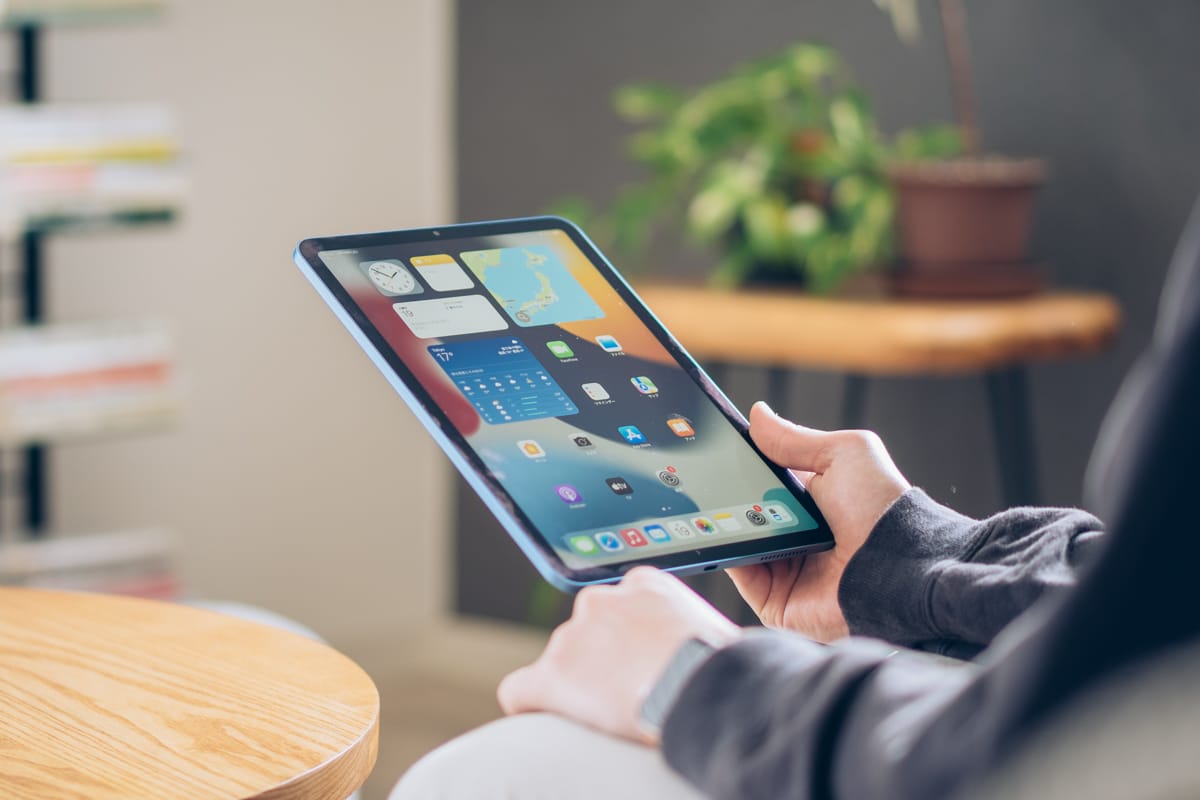 iPadを使うイメージ
