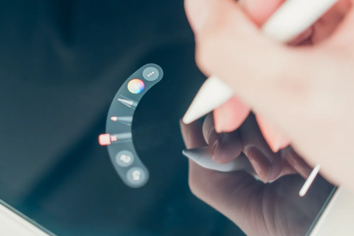 Apple Pencil Proで作業する様子