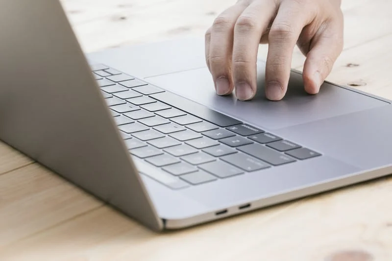 Macのトラックパッド操作